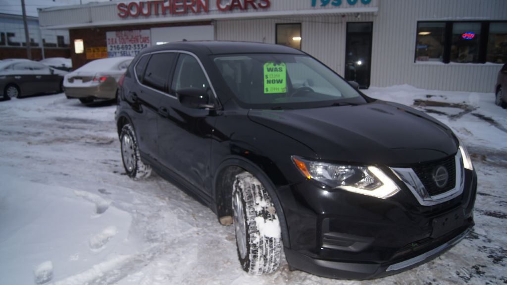 2018 Nissan Rogue Image 11
