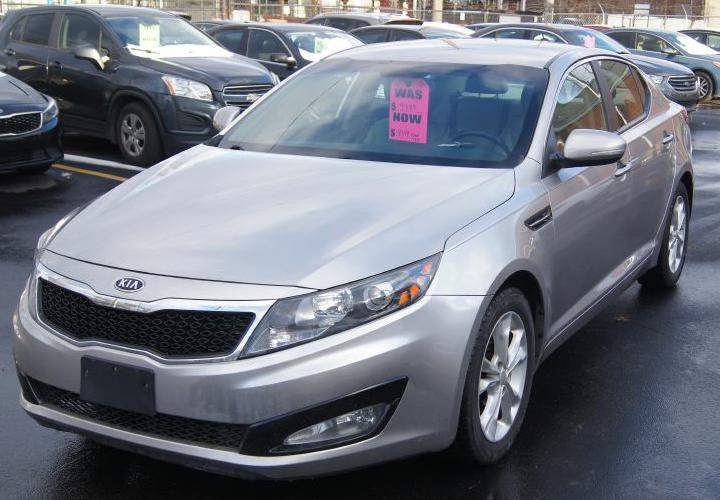 2012 Kia Optima Image 2
