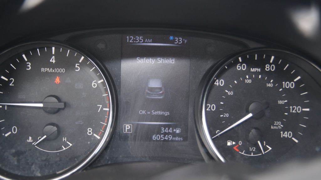 2018 Nissan Rogue Image 9