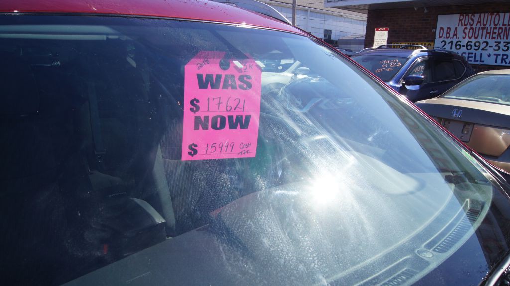 2018 Nissan Rogue Image 3