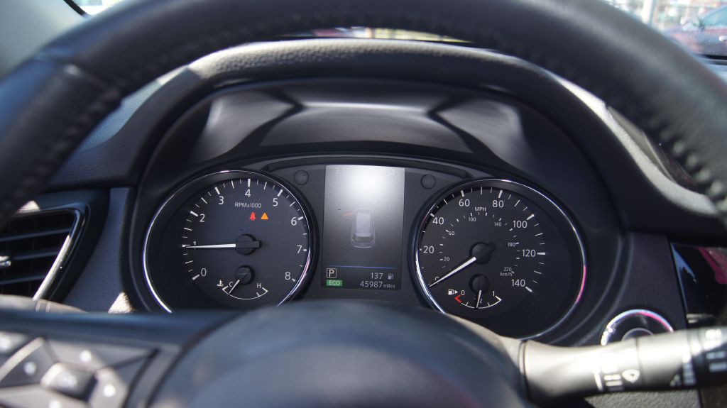 2018 Nissan Rogue Image 6