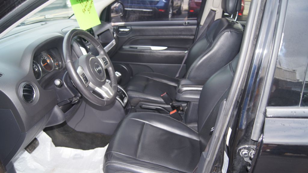 2016 Jeep Compass Image 10