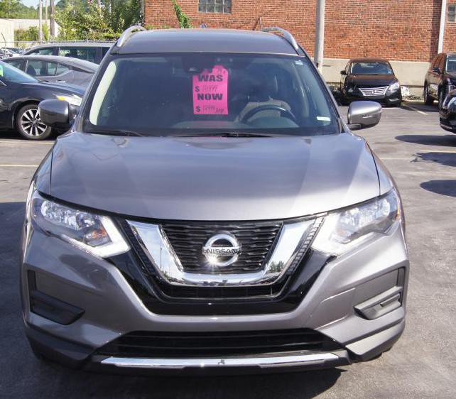 2020 Nissan Rogue Image 2