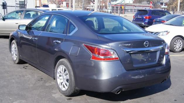 2014 Nissan Altima Image 9