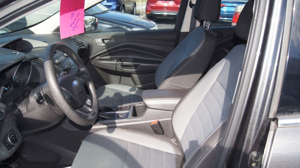 2017 Ford Escape Image 9