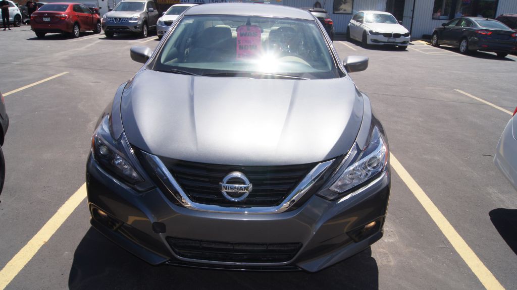 2017 Nissan Altima Image 7