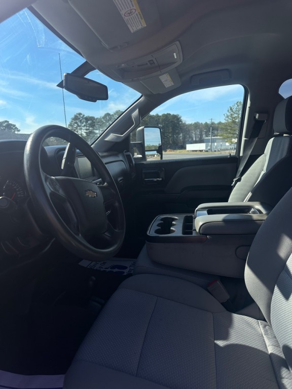 2018 Chevrolet Silverado 1500 Image 9