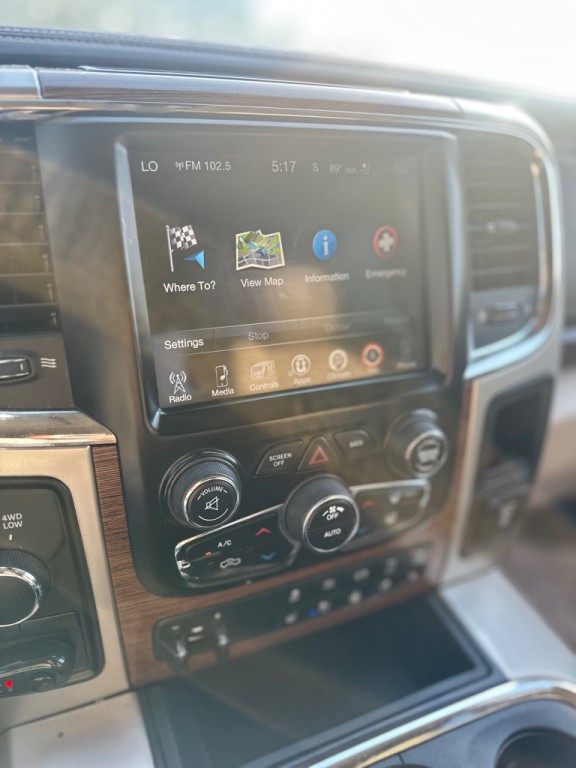 2017 RAM 3500 Image 9