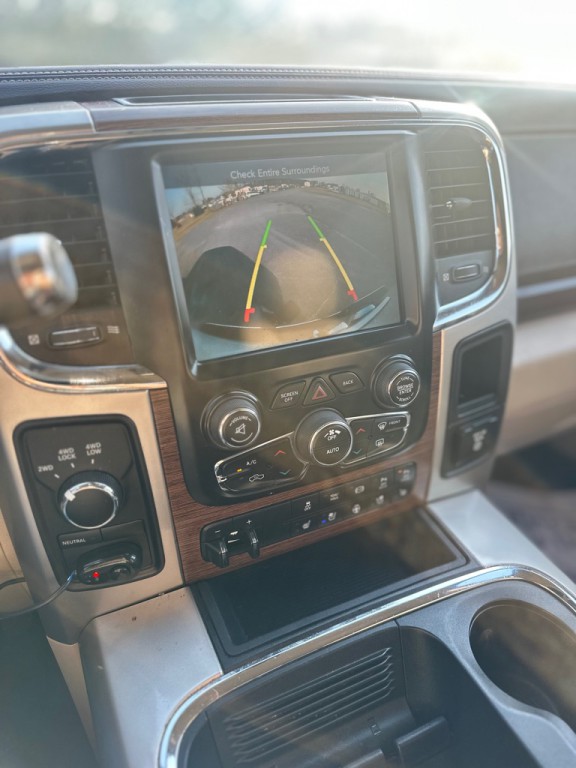 2017 RAM 3500 Image 10