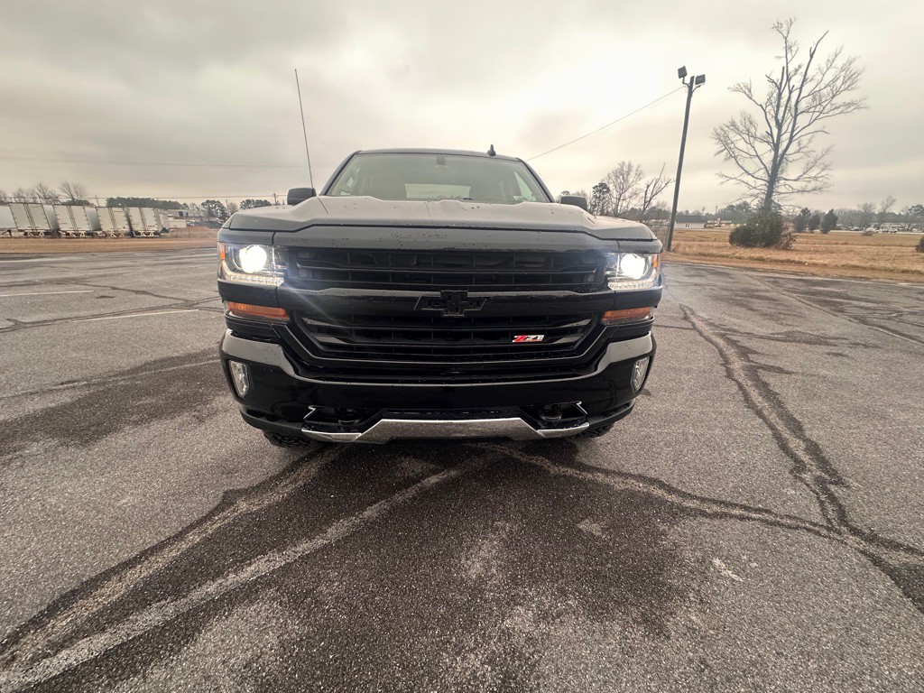 2018 Chevrolet Silverado 1500 Image 3