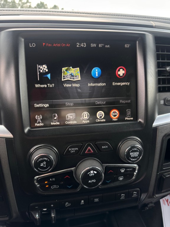 2017 RAM 2500 Image 9