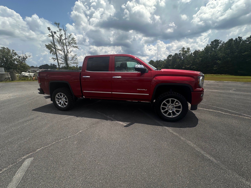 2018 GMC Sierra Image 4
