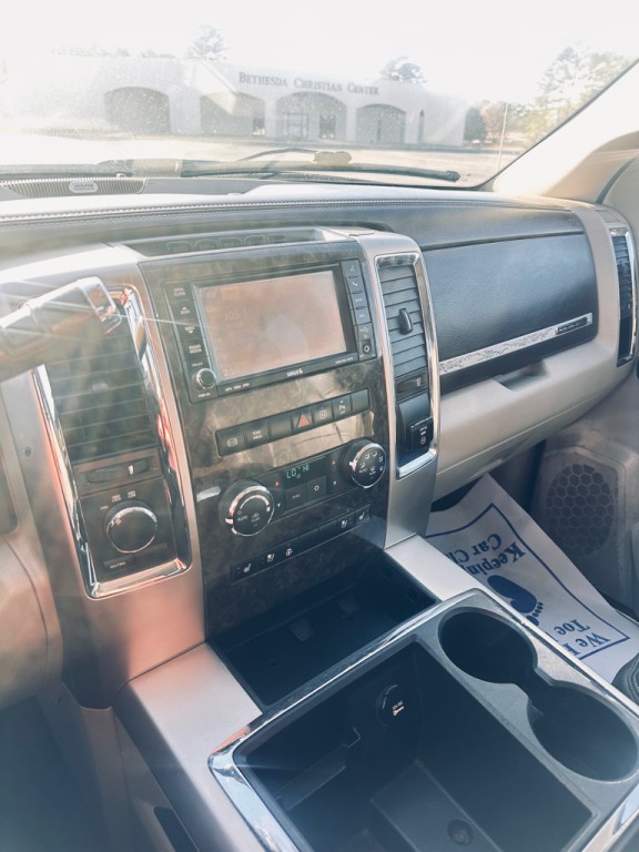 2011 Dodge Ram 3500 Image 9