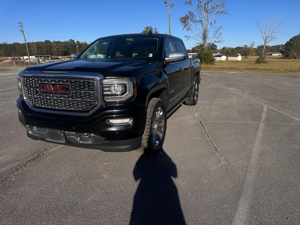 2018 GMC Sierra Image 3