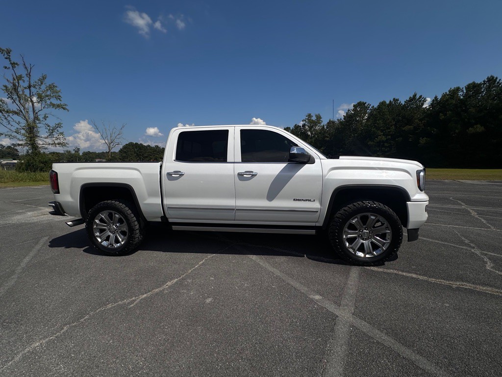 2018 GMC Sierra Image 4