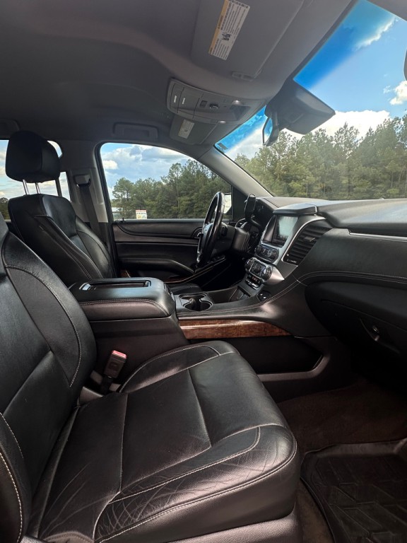 2018 Chevrolet Suburban Image 7