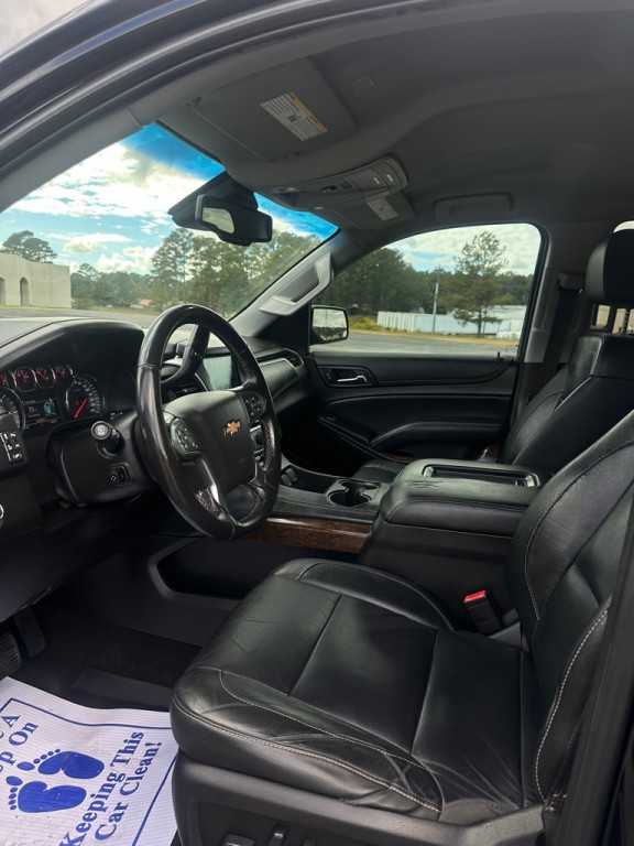 2018 Chevrolet Suburban Image 10