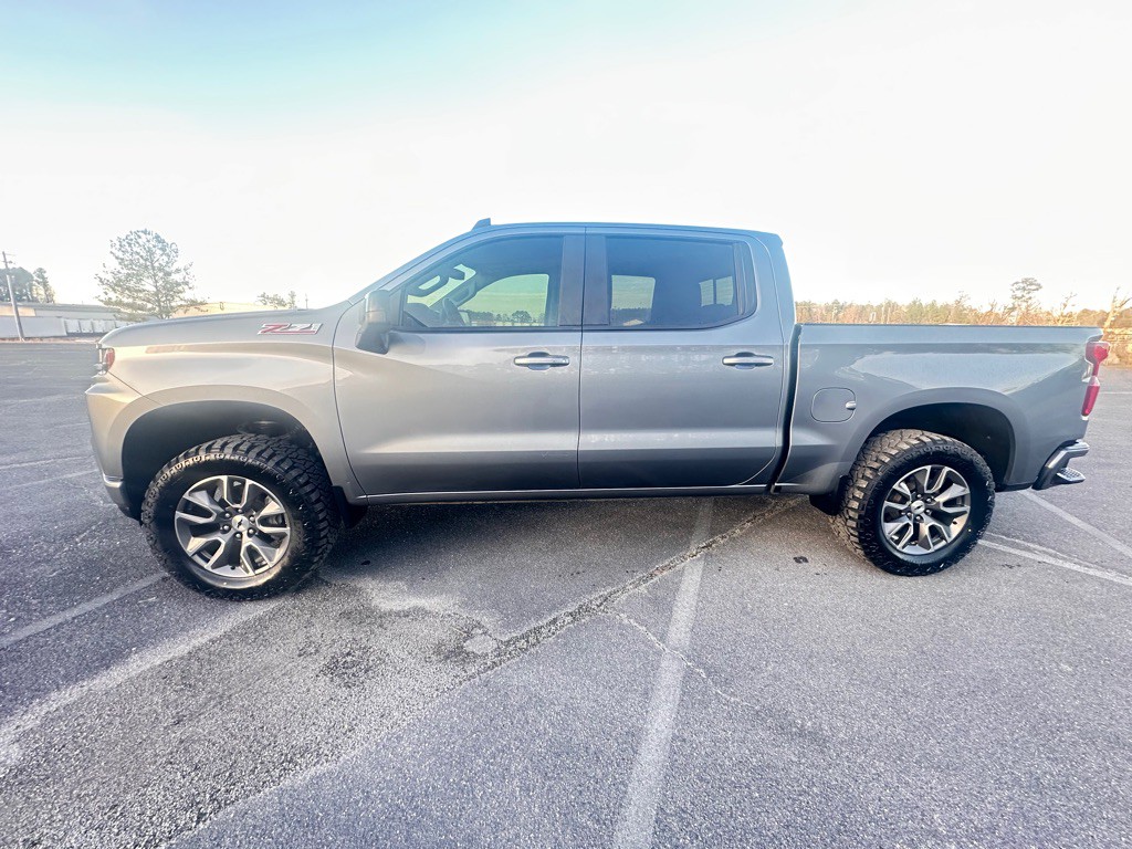 2021 Chevrolet Silverado 1500 Image 1