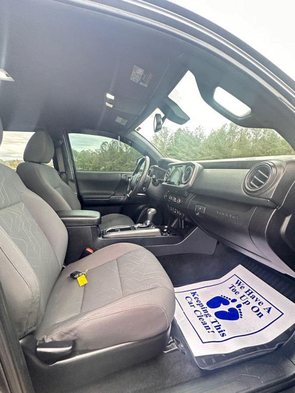 2019 Toyota Tacoma Image 7