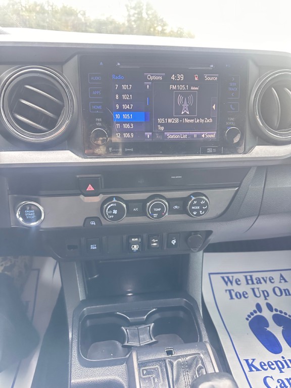 2019 Toyota Tacoma Image 12