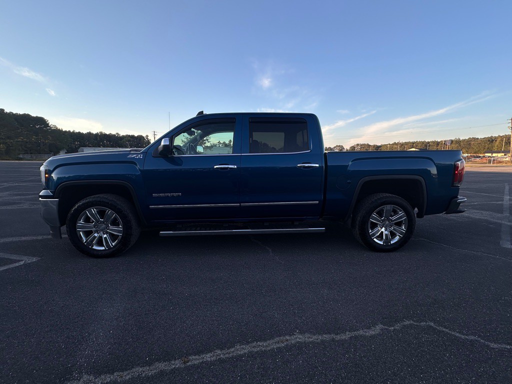 2018 GMC Sierra Image 3