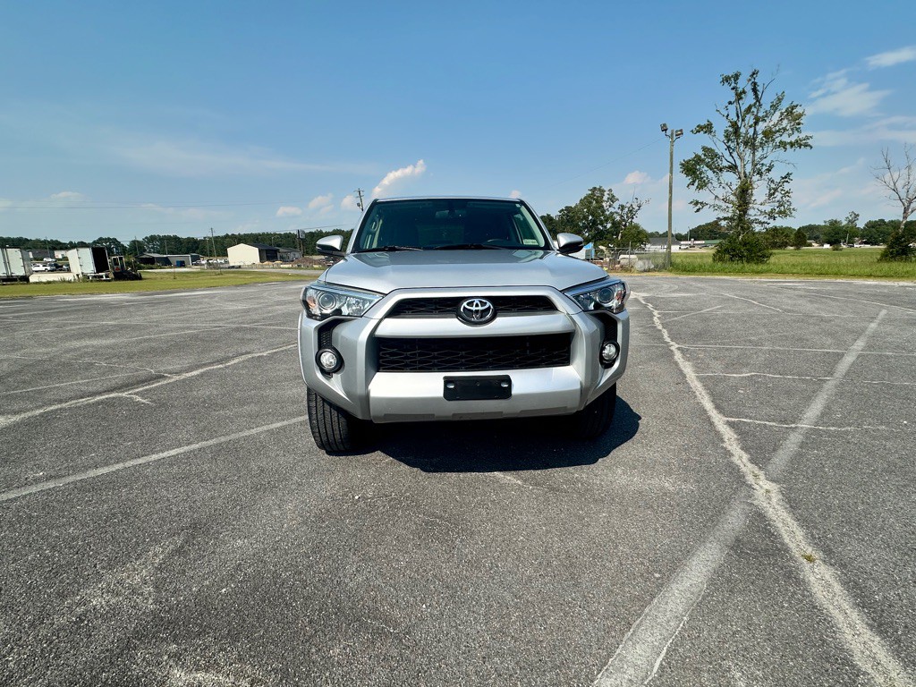 2018 Toyota 4Runner Image 6