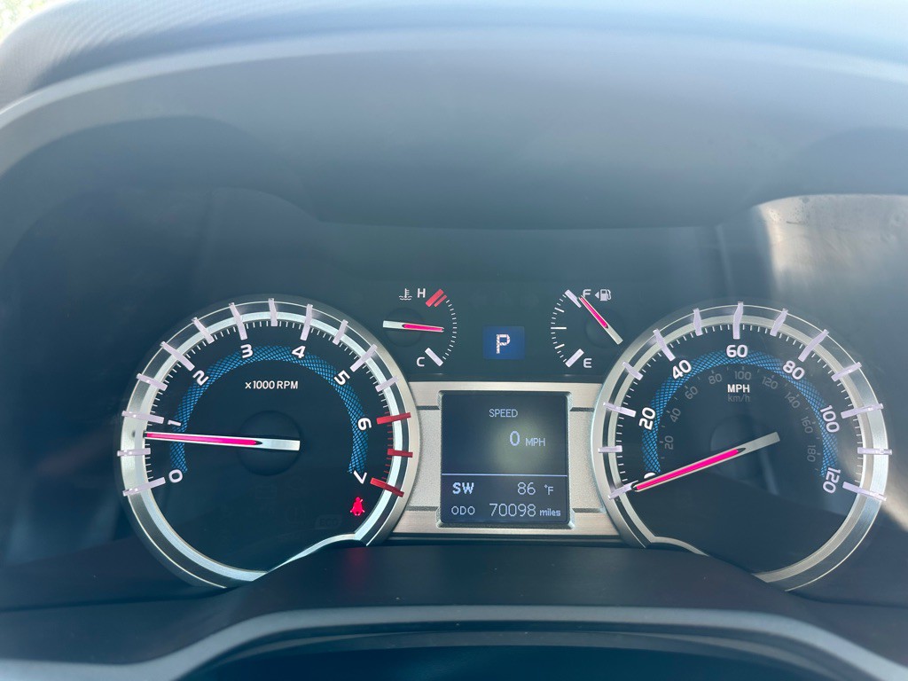 2018 Toyota 4Runner Image 14