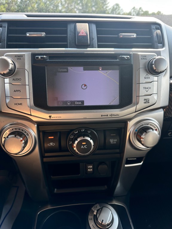 2018 Toyota 4Runner Image 16