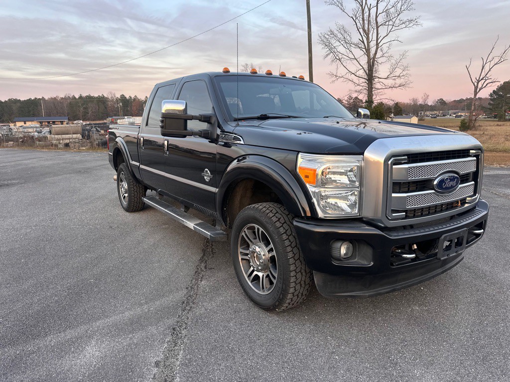 2015 Ford F-350 Image 2