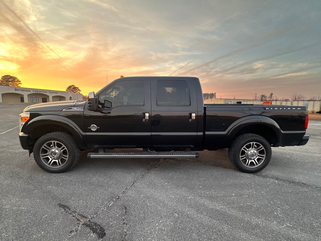 2015 Ford F-350 Image 3