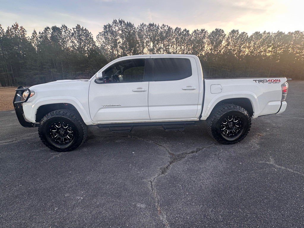 2020 Toyota Tacoma Image 7