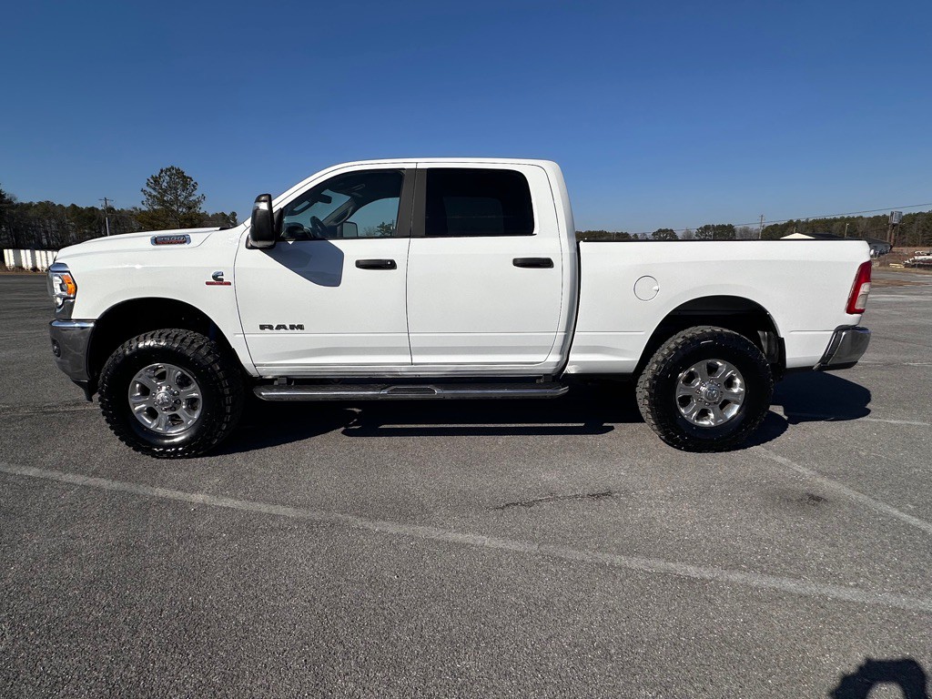 2024 RAM 2500 Image 3
