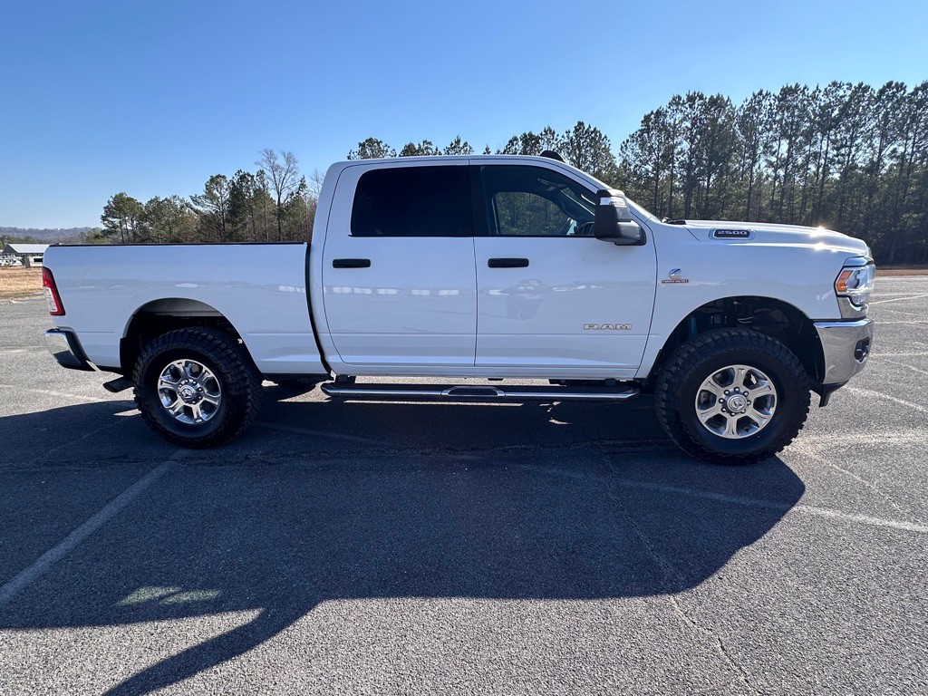 2024 RAM 2500 Image 4