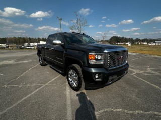 Image for 2017 GMC Sierra 2500 DENALI ID: 7096365