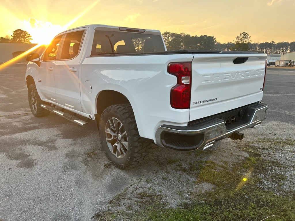 2020 Chevrolet Silverado 1500 Image 3