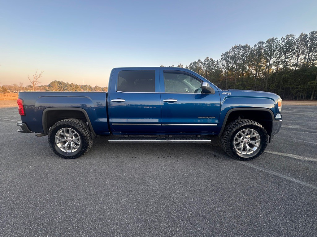 2015 GMC Sierra Image 3