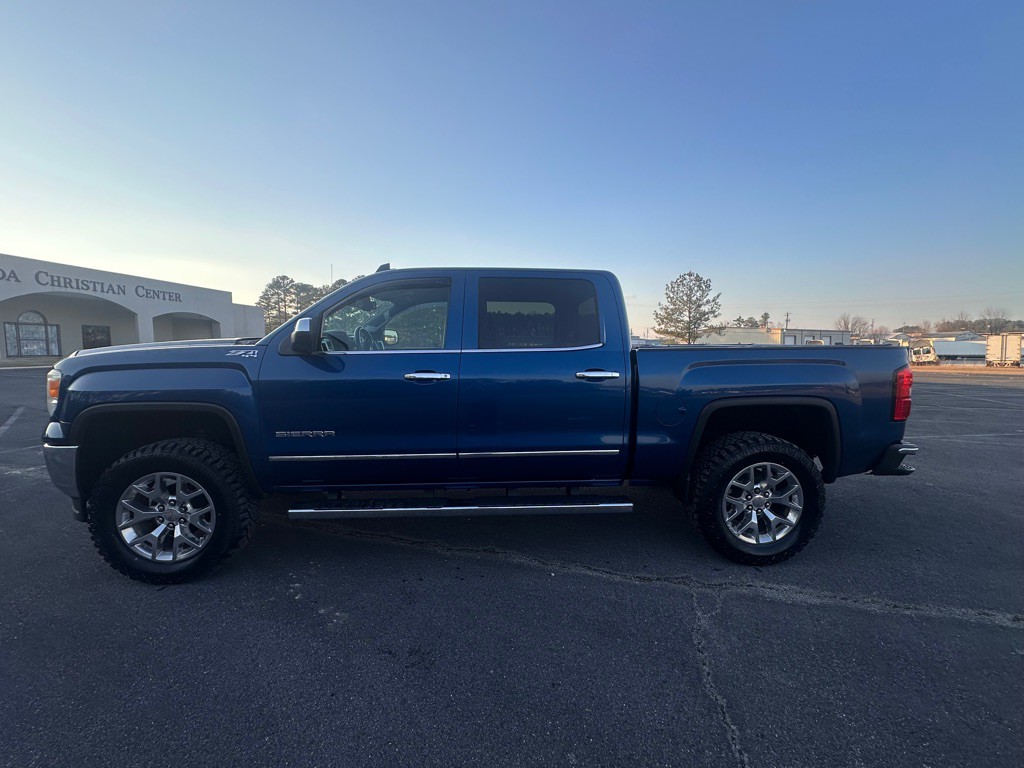 2015 GMC Sierra Image 4