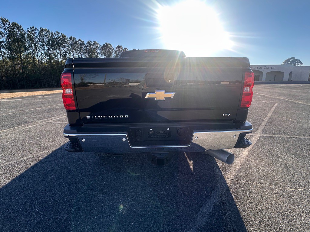 2017 Chevrolet Silverado 1500 Image 6