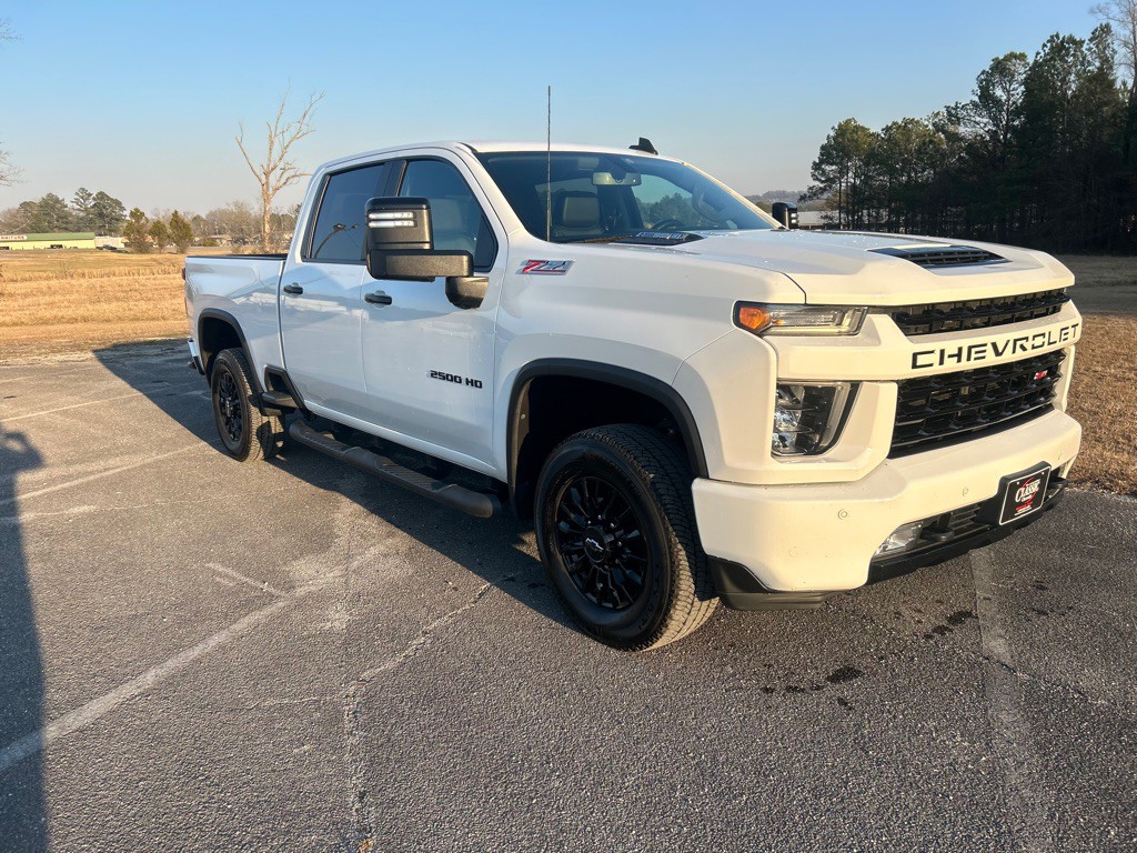 2022 Chevrolet Silverado 1500 Image 3