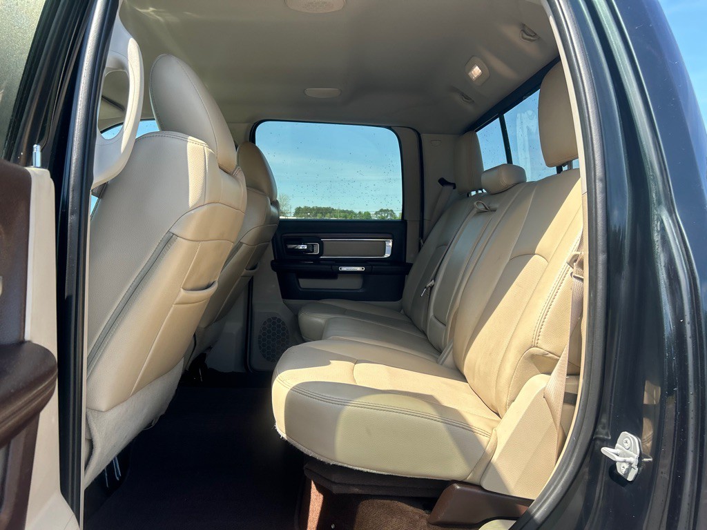 2016 RAM 2500 Image 7