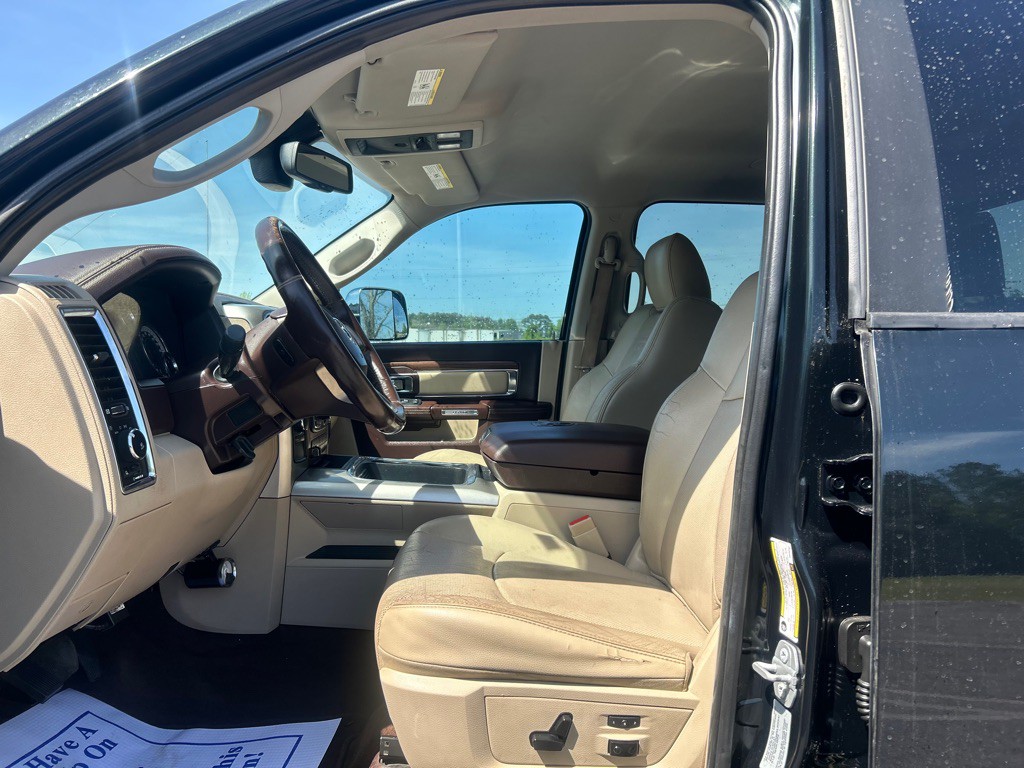 2016 RAM 2500 Image 8