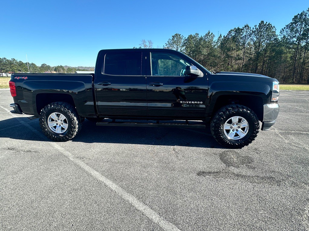 2016 Chevrolet Silverado 1500 Image 2
