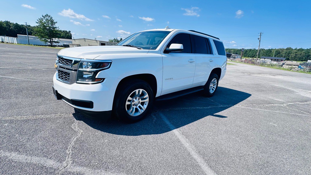 2019 Chevrolet Tahoe Image 2