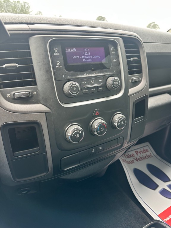 2013 RAM 1500 Image 9