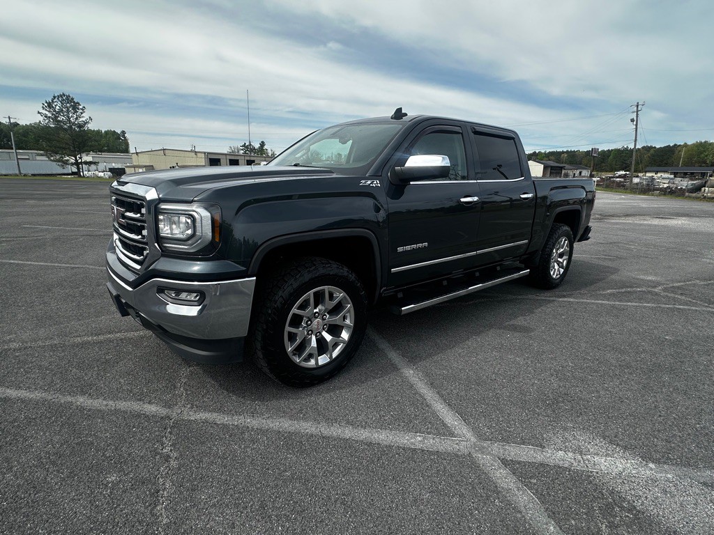 2017 GMC Sierra Image 1