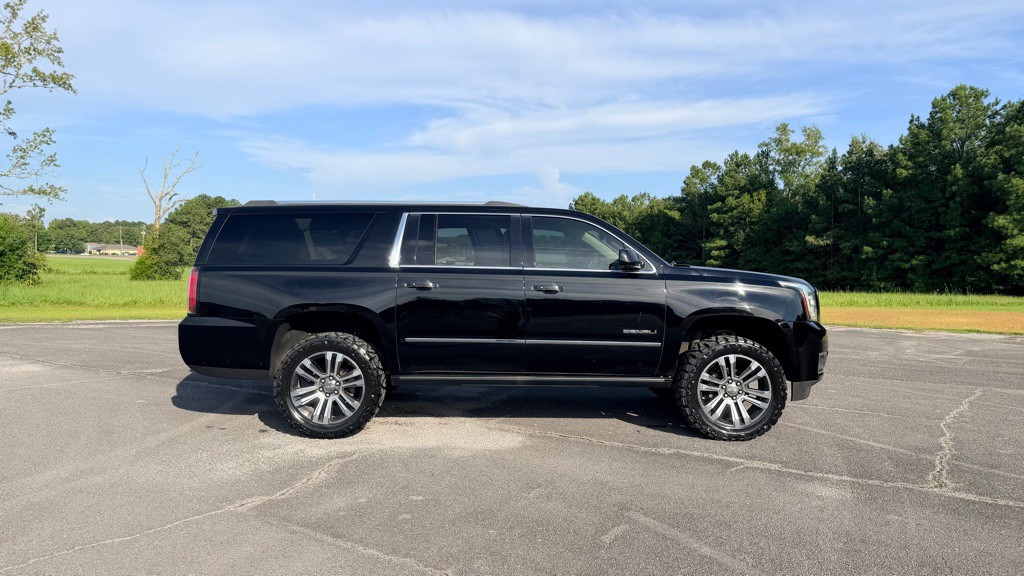 2018 GMC Yukon Image 5
