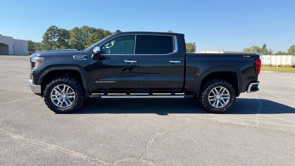 2020 GMC Sierra Image 3