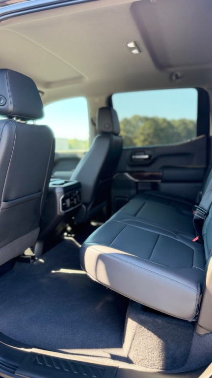 2020 GMC Sierra Image 8