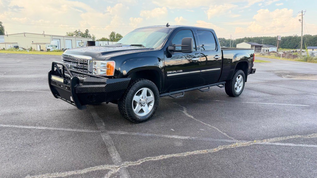 2014 GMC Sierra Image 2