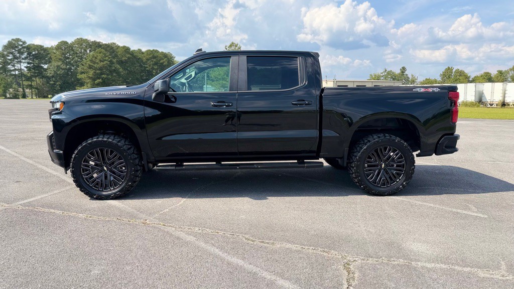 2019 Chevrolet Silverado 1500 Image 3